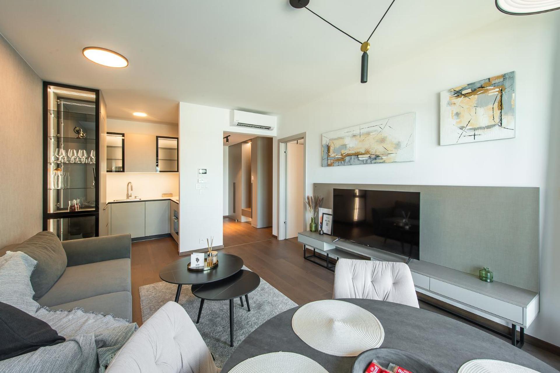 Nikas Eurovea Apartments - Free Parking Братислава Екстериор снимка