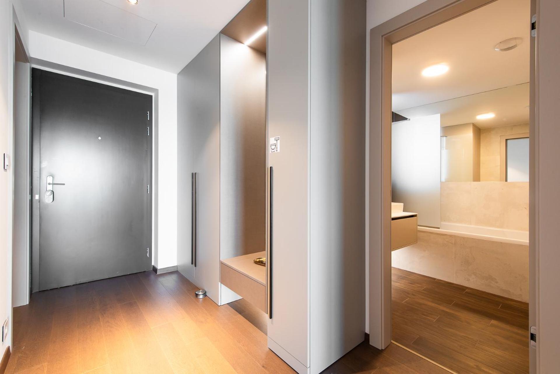 Nikas Eurovea Apartments - Free Parking Братислава Екстериор снимка