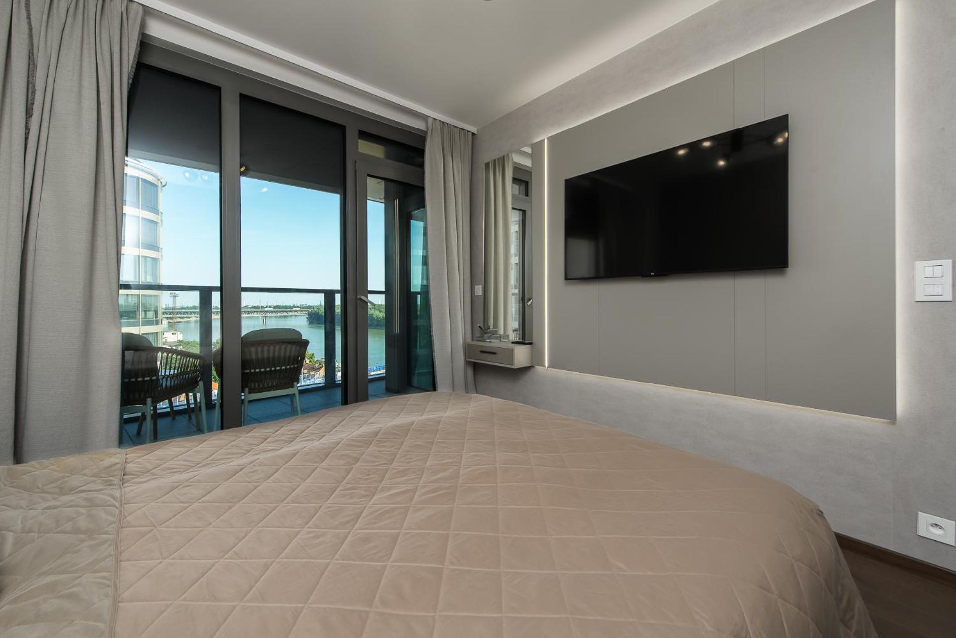 Nikas Eurovea Apartments - Free Parking Братислава Екстериор снимка